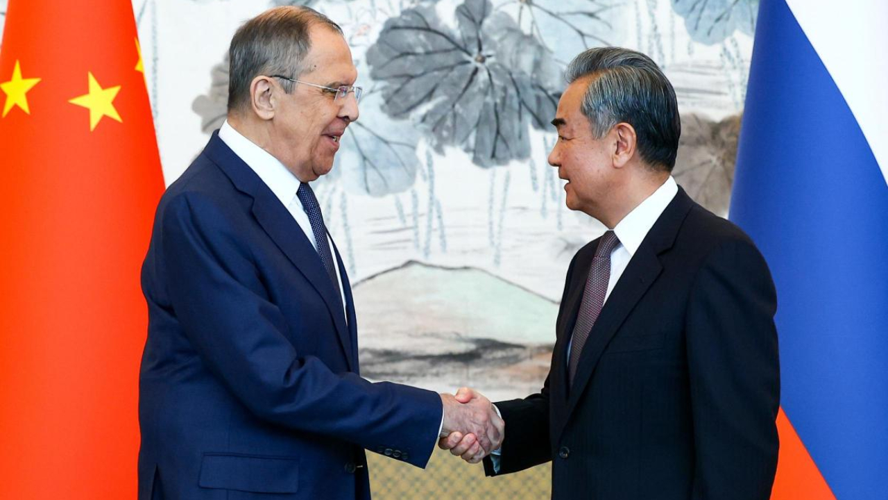 China: Xi Jinping meets with Russian Foreign Minister Sergey Lavrov